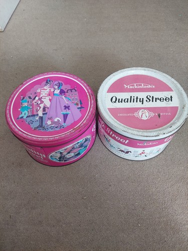 Large vintage quality - 2, street