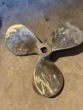 Propeller 18x17 Bronze 1 1/2