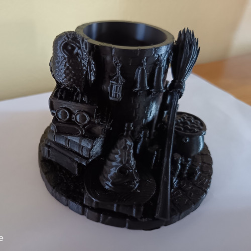 Harry potter themed black - harry,
