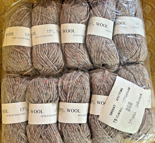 500gms unbranded chunky yarn - unbranded,