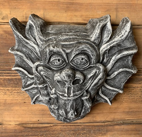 Stone garden large gremlin - large,