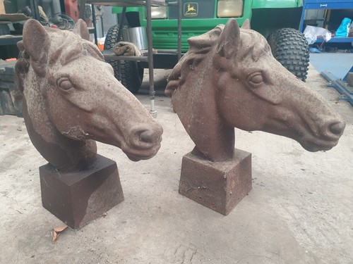 Large horse heads - , for