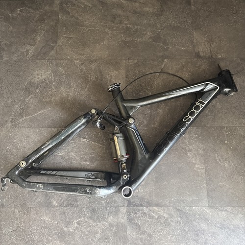 Scott genius carbon frame - 10,