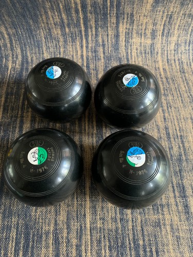 Thomas taylor lawn bowls - lawn, size