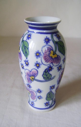 Chinese porcelain vase - porcelain,