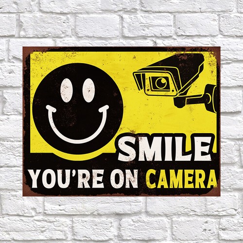 Smile you camera retro - on,