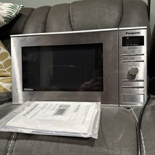 Panasonic NN-SD27HS 1000W 23L
