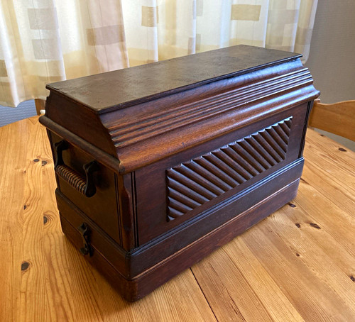 Singer vintage hand crank - hand,