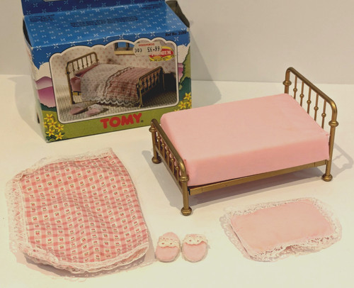 Sylvanian families tomy - families,