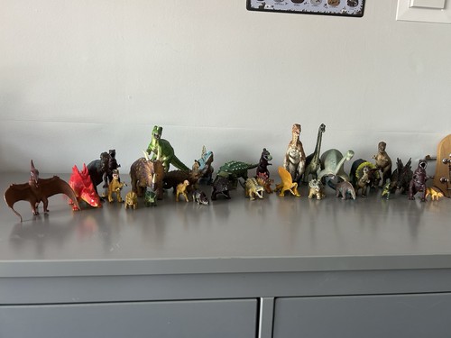 Large dinosaur toy bundle - large,