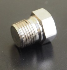 BRITISH SEAGULL OUTBOARD ENGINES - FUEL TANK PLUG - NEW OLD STOCK !