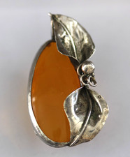 Pendant Baltic Amber & silvery
