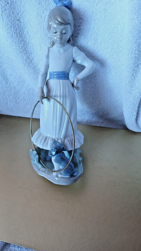 Lladro nao tall - nao, 9"