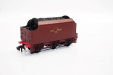 HORNBY DUBLO 2RAIL B.R.MAROON