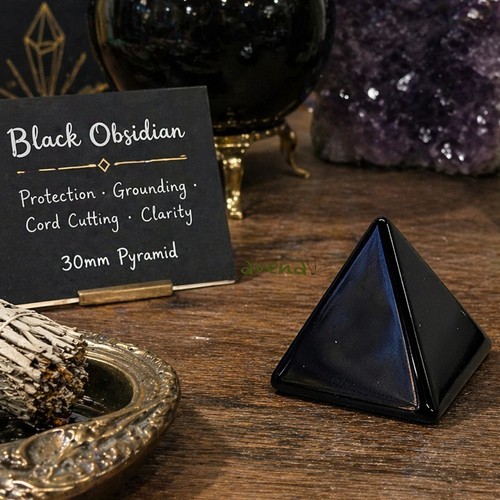 Black obsidian pyramid - black,