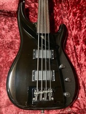 Fernandes FRB-70 Fretless