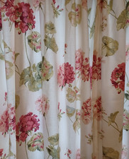 Laura Ashley Geranium Pair