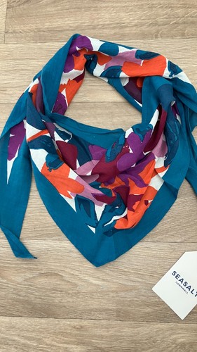 Bnwt seasalt posy triangle - seasalt,
