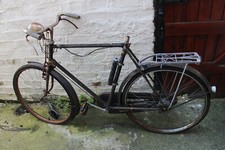 Vintage Raleigh Superbe sports roadster gentleman's bicycle for restoration