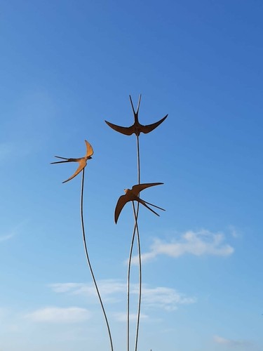 Cuffy metal triple swallows - ,