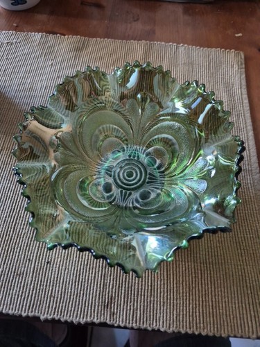 Green imperial carnival glass - green,