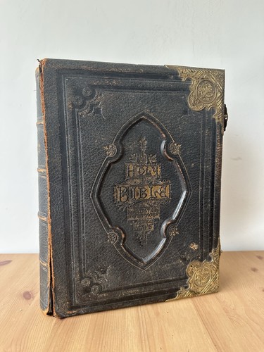 Antique late victorian family - victorian,
