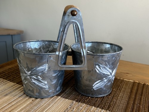Vintage style cottagecore wood - vintage,