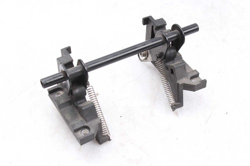 Seat holder bracket - seat, r