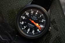 Vintage 3787 Glycine Combat w/