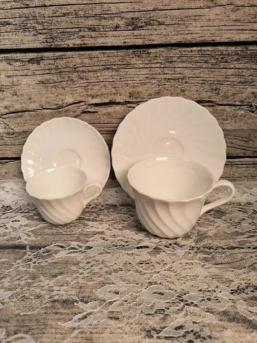 Wedgwood english china - 50+,