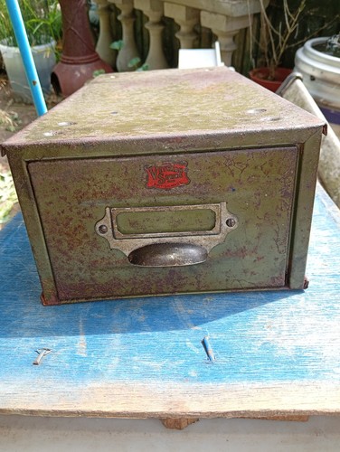 Vintage veteran series - series, metal
