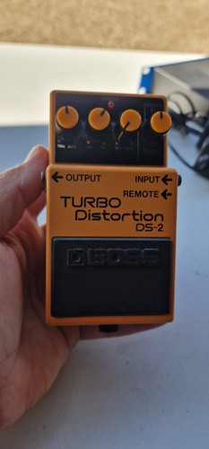 Boss turbo distortion - ds-2,