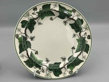 Wedgwood Napoleon Ivy Green Edge - 8" Dessert / Salad Plate