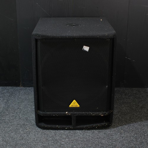 Behringer vp1800s passive - 18'',