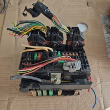 Peugeot Expert Dispatch Engine Bay Fuse Box + Plugs + Long Cable 9661682880