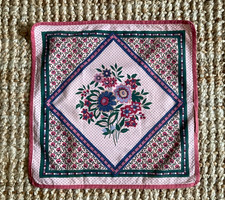 Set of 8 Vintage Pink Bouquet