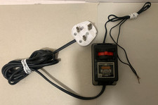 HORNBY R911 TRAIN SPEED CONTROLLER POWER UNIT /TRANSFORMER FOR REPAIR READ DESCR