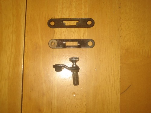 Singer sewing machine - , base