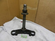 Yamaha FZS600 FAZER 600 BOTTOM YOKE ALL THREADS GOOD