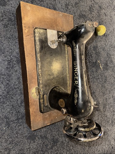 Singer vintage manual sewing - vintage,