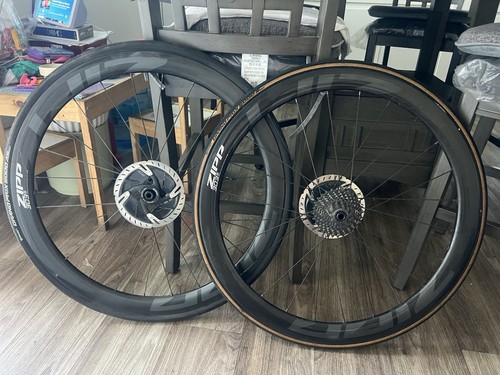 Zipp 303 carbon - s,