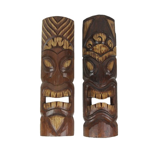 Set hand carved - of,