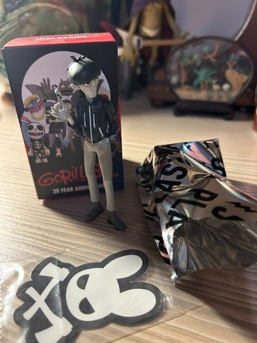 Gorillaz superplastic mini - gorillaz,
