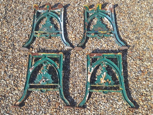 Pair antique cast iron - 2,