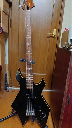 Fernandes warlock bass - warlock,