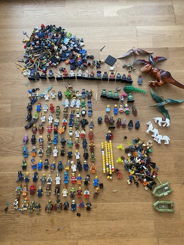 Huge rare lego minifigure job - rare,