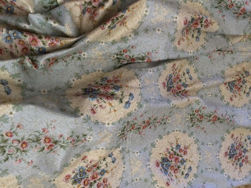 Stunning vintage floral - stunning,