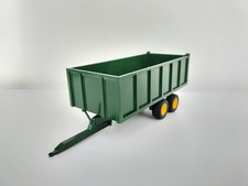 1:32 Classic Grain Tipping Trailer Model Kit