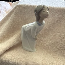 Lladro 4873 Girl Waiting For A