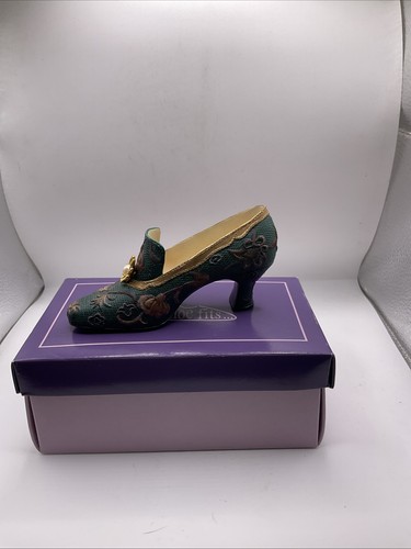 The shoe fits leonardo - the,